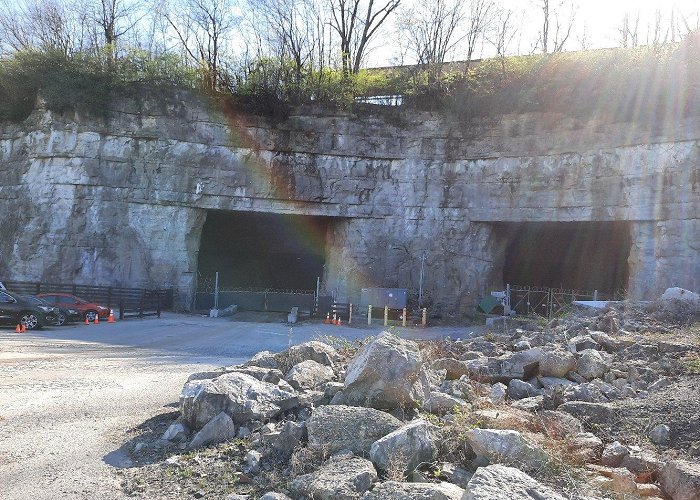 Louisville Mega Cavern photo