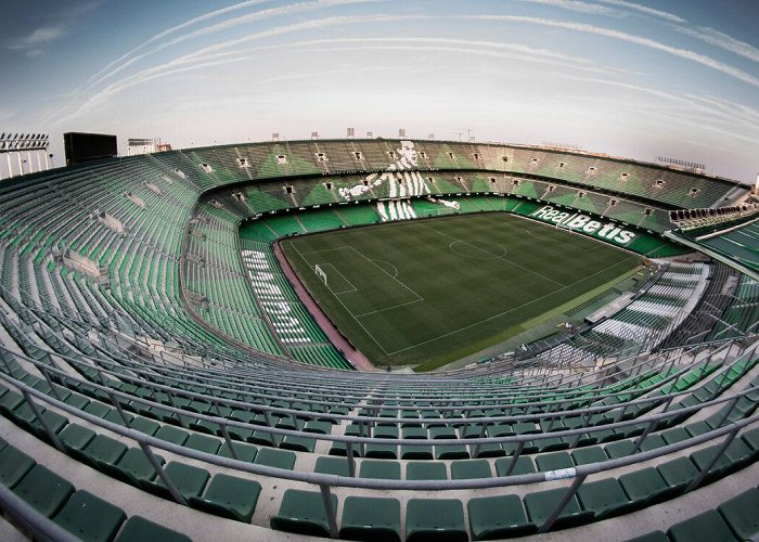 Estadio Benito Villamarín photo