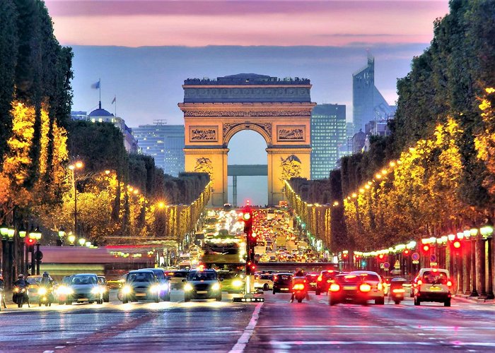 Avenue des Champs-Elysées photo