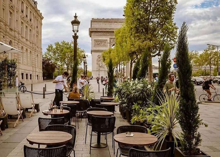 Avenue des Champs-Elysées photo