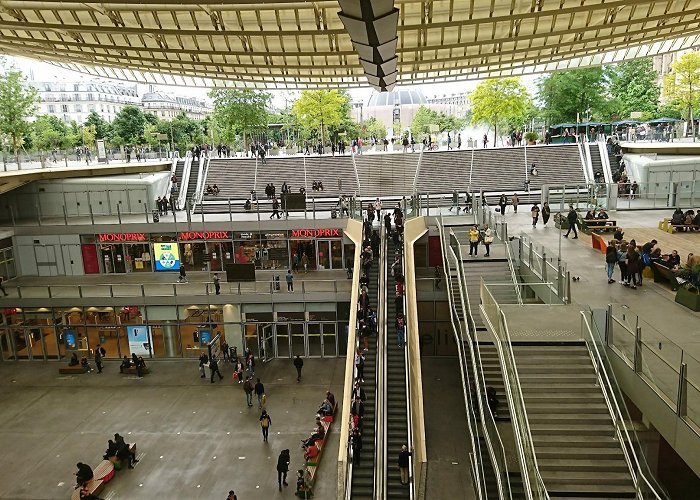 Châtelet-Les Halles RER Station photo