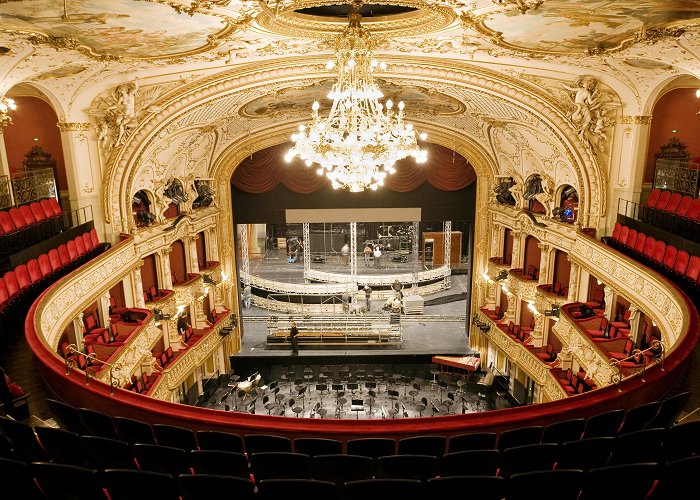 Zurich Opera house Guided Tour Opera House - Extras - Opernhaus Zürich photo