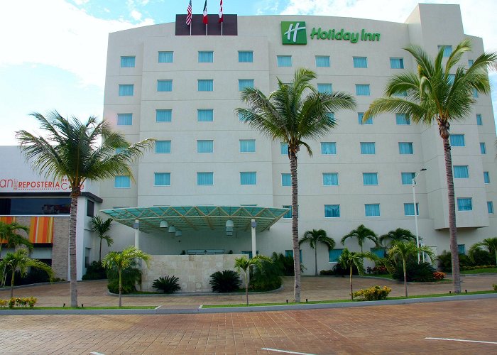 La Isla Acapulco Shopping Village Hotel in Acapulco | Holiday Inn Acapulco La Isla Hotel photo