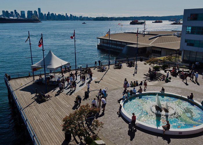 Lonsdale Quay Waterfront Bar & Grill photo