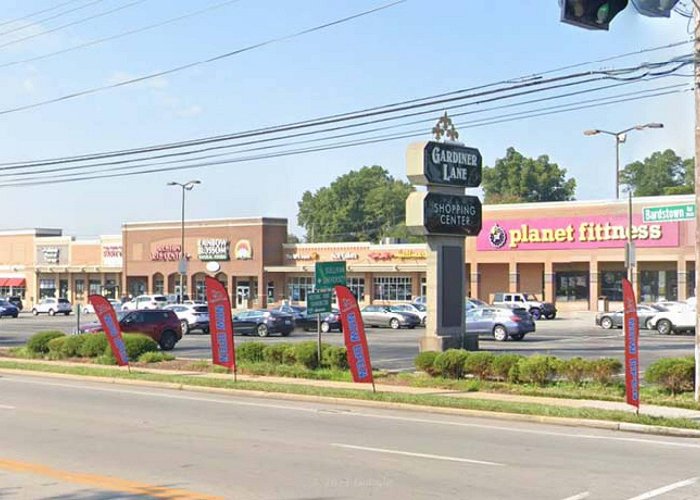 Gardiner Lane Shopping Center 3040 Bardstown Rd, Louisville, KY 40205 | Crexi.com photo