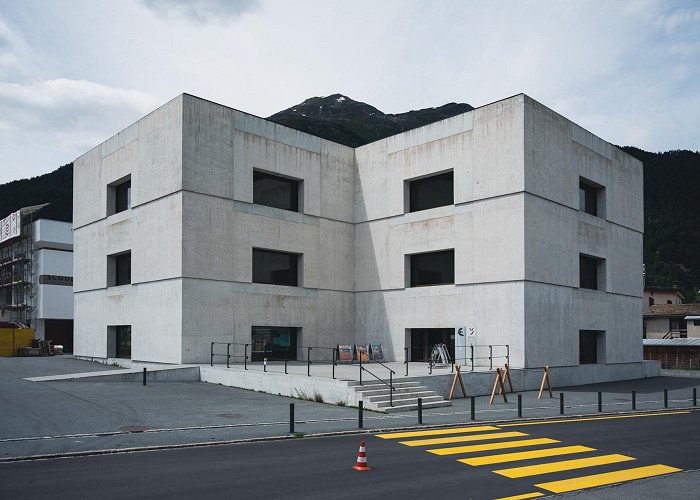 Swiss National Park Visitor Centre Dominik Gehl Photography - Schweizerisches Nationalparkzentrum photo