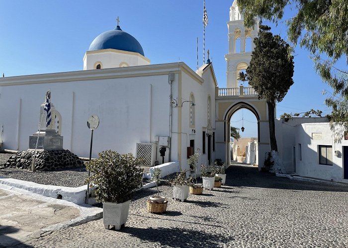 Megalochori (Santorini) photo