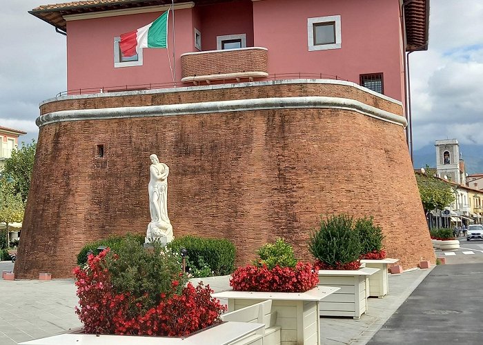 Forte dei Marmi photo