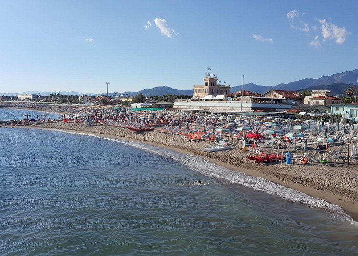 Marina di Massa photo