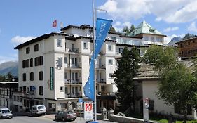 Hotel Baeren St. Moritz Exterior photo