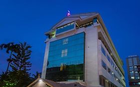 The Renai Cochin Hotel Kochi Exterior photo