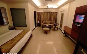 Kyriad Hotel Indore By Othpl Exterior photo