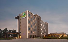 Holiday Inn Express Kolkata Airport, An Ihg Hotel Exterior photo