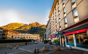 Duca D'Aosta Hotel Exterior photo