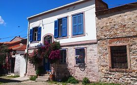 Istanbul Pension Ayvalik Exterior photo