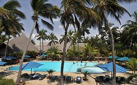 Bahari Beach Hotel Mombasa Exterior photo