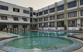 Inspira Resort & Spa Silvassa Exterior photo