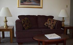 Apollo Park Executive Suites Colorado Springs Room photo