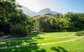 Vineyard Hotel Cape Town Exterior photo