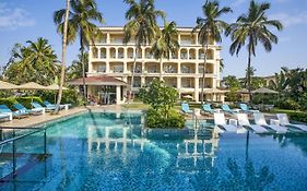 Holiday Inn Goa Candolim Exterior photo