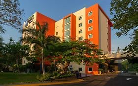 Holiday Inn Express & Suites Cuernavaca, An Ihg Hotel Exterior photo