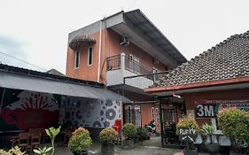 Djaboerigin Mongonsidi Guest House Redpartner Medan Exterior photo