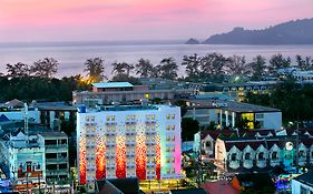 Red Planet Phuket Patong - Sha Extra Plus Hotel Exterior photo