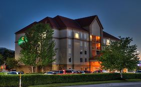 La Quinta By Wyndham Pigeon Forge Hotel Exterior photo