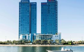 Novotel Abu Dhabi Gate Exterior photo