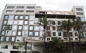 Best Western Plus Meridian Hotel Nairobi Exterior photo