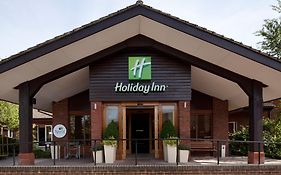 Holiday Inn Guildford, An Ihg Hotel Exterior photo