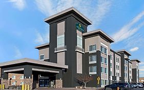 La Quinta By Wyndham Denver Gateway Park Hotel Exterior photo