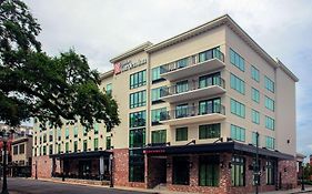 Hilton Garden Inn Mobile Downtown Exterior photo