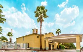 Super 8 By Wyndham Lake Charles/Sulphur Hotel Exterior photo