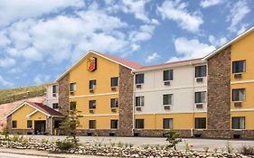 Super 8 By Wyndham Dillon/Breckenridge Area Hotel Exterior photo