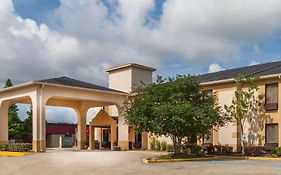 Days Inn & Suites By Wyndham New Iberia Exterior photo