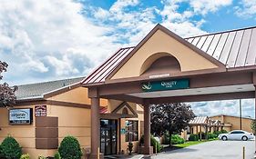 Quality Inn Airport Cheektowaga Exterior photo