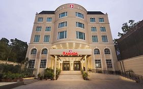 Ramada By Wyndham Jalandhar City Center Hotel Exterior photo