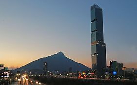 Hilton Garden Inn Monterrey Obispado Exterior photo