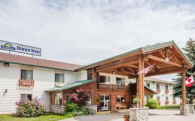 Days Inn By Wyndham Sandpoint Ponderay Exterior photo