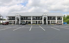 Travelodge By Wyndham Calhoun South I-75 Exterior photo