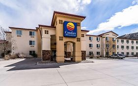 Comfort Inn & Suites Rifle Exterior photo