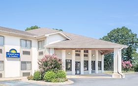 Days Inn & Suites By Wyndham Brinkley Exterior photo