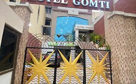 Hotel Gomti Dwarka Exterior photo