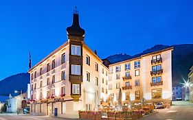 Hotel Engadinerhof Pontresina Exterior photo