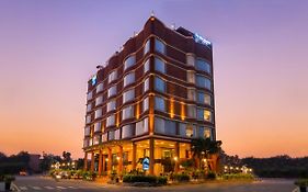 Best Western Merrion Hotel Amritsar Exterior photo