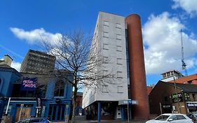 Ibis Budget Belfast City Centre Hotel Exterior photo