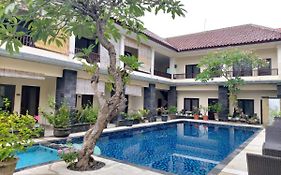 Radha Bali Hotel Kuta  Exterior photo