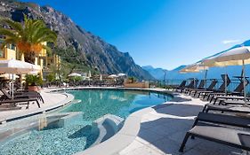 Hotel Cristina Limone sul Garda Exterior photo