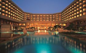 Jw Marriott Mumbai Juhu Hotel Exterior photo